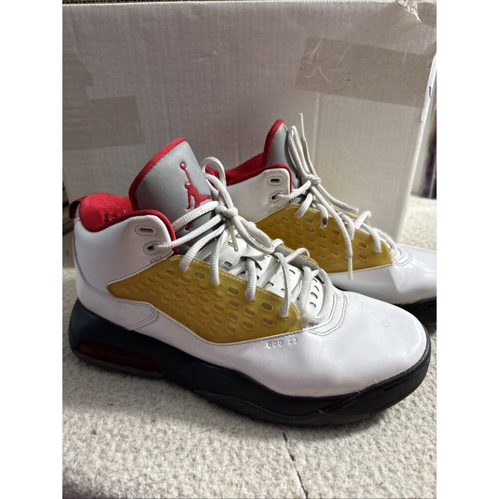 Nike Mens Air Jordan Maxin 200 CD6107-101 White Basketball Shoes Sneakers Sz 10